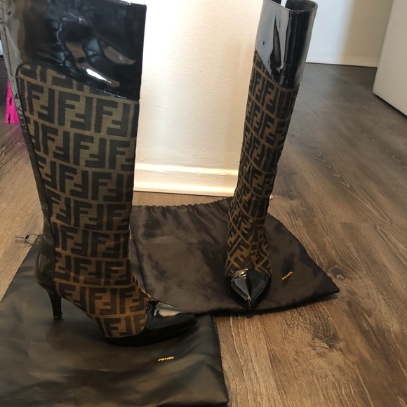 Authentic Fendi boots - Picture 2 of 8